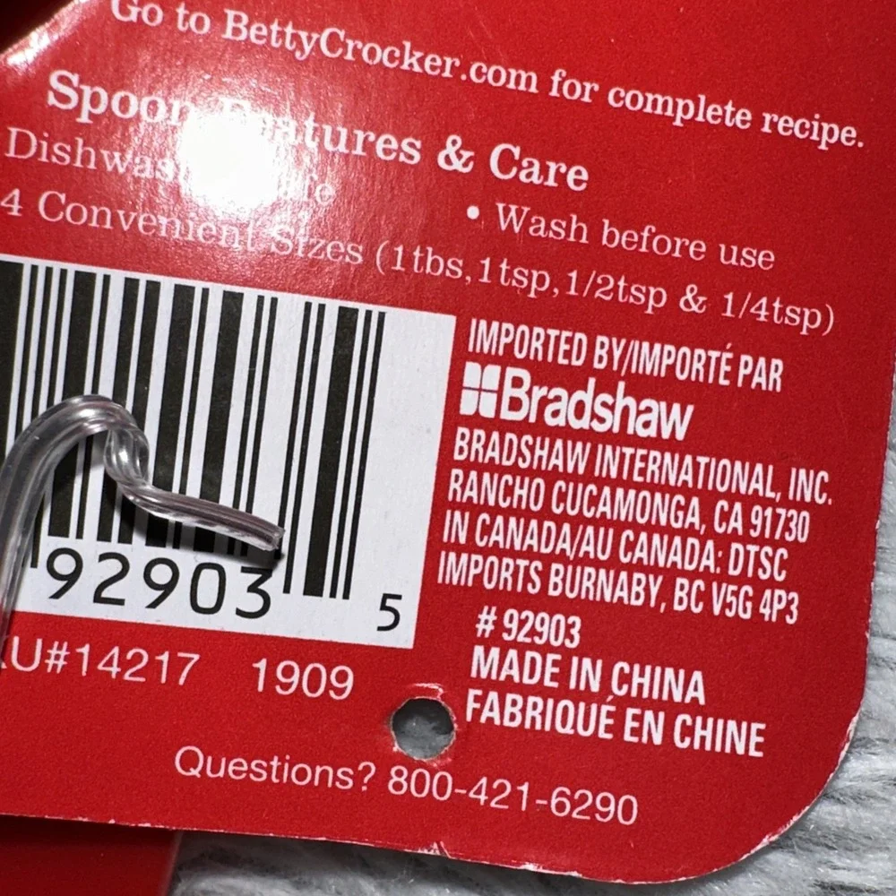 Betty Crocker Red Plastic Measuring Spoons Set 4 Piece Dishwasher Safe New