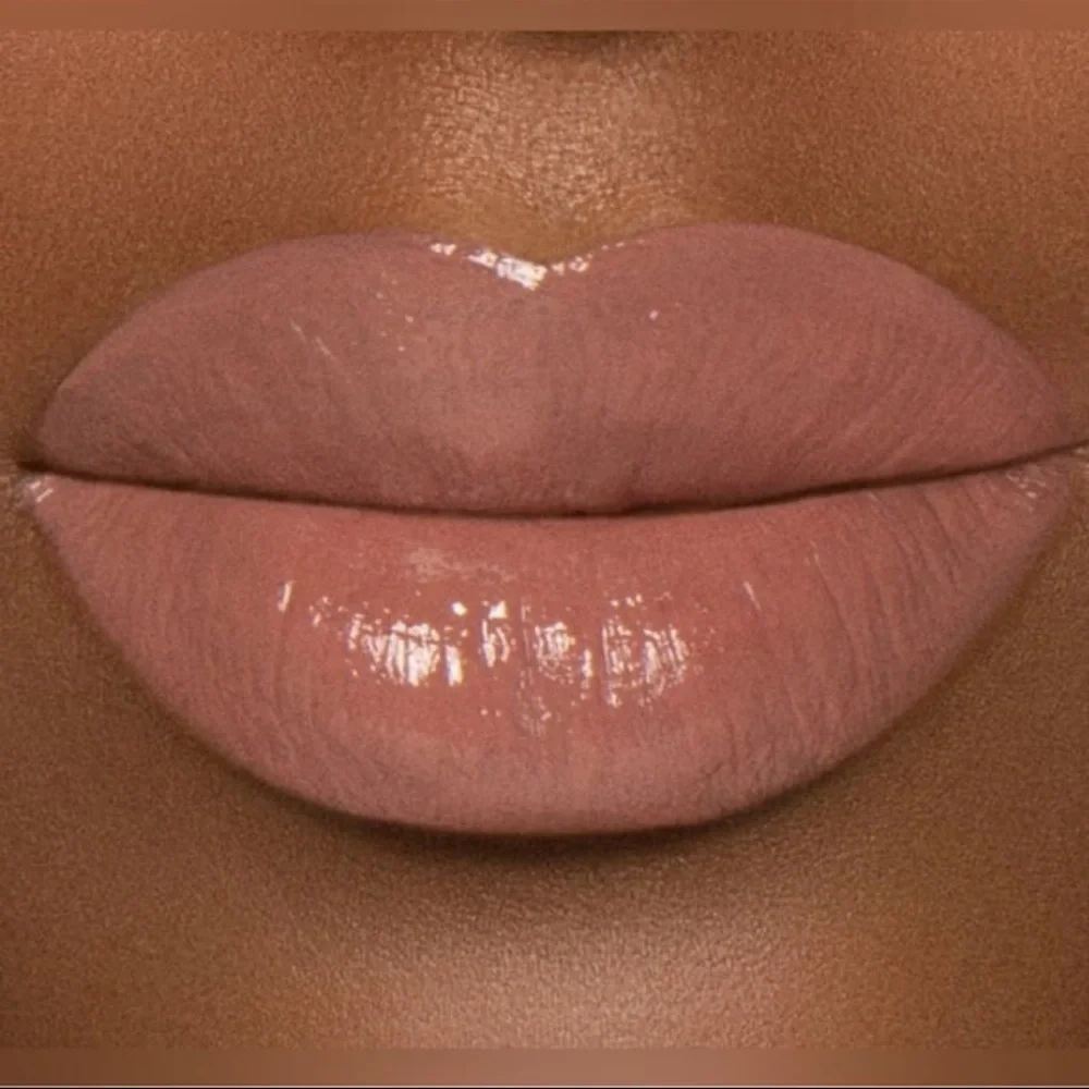 Jeffree Star coral supreme