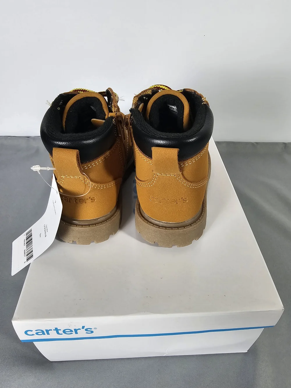 Carters features fall