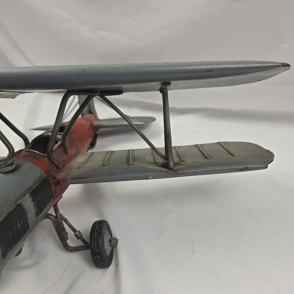 N/A biplane gray