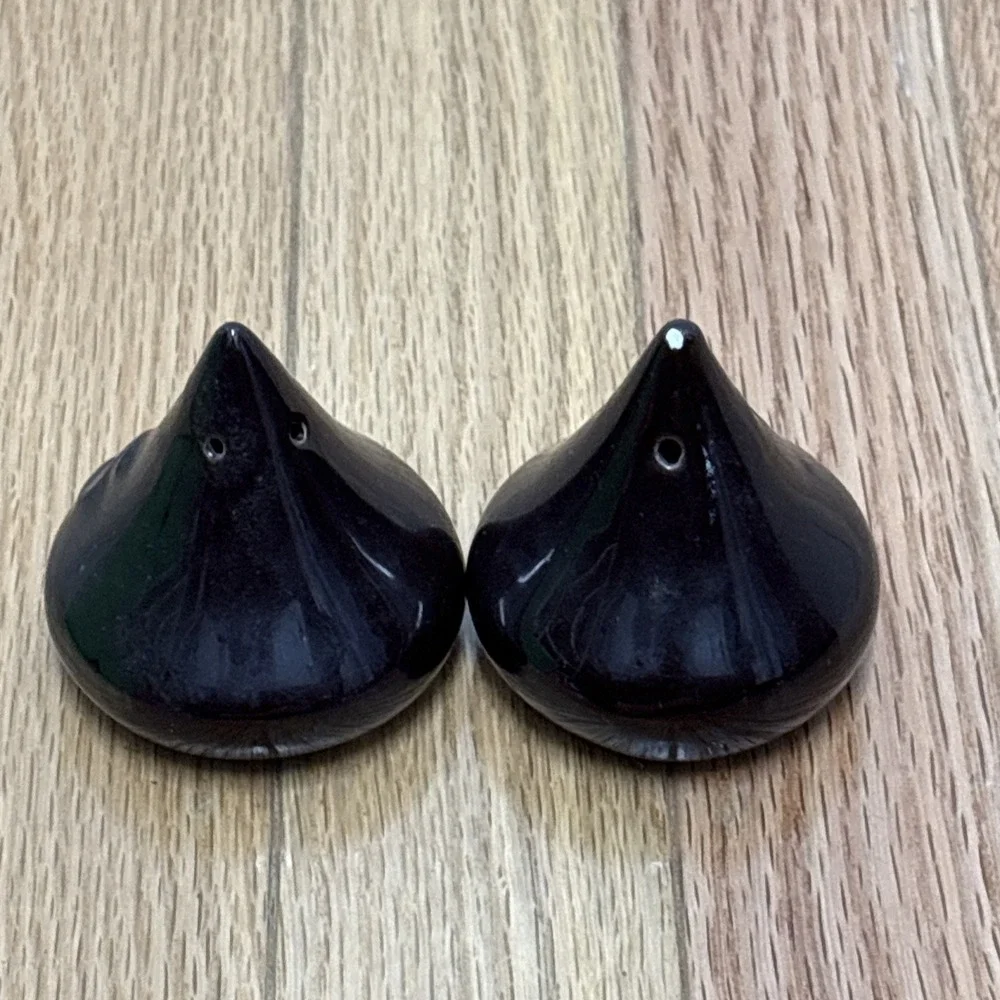 Adorable Hershey Kisses Salt & Pepper Shakers 2.75