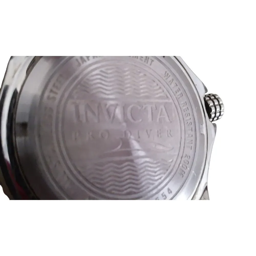 Invicta pro diver