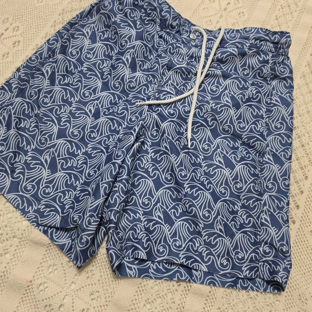 Southern Tide Stretch Mens Size Small Wave Print Swim Trunks Blue White‎