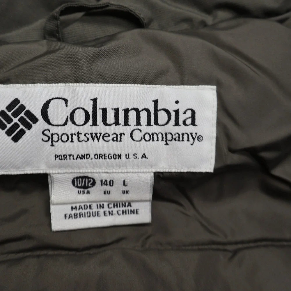 Columbia coupe blemish