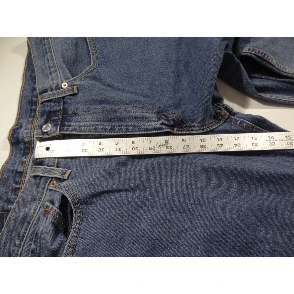 Levis levi 550
