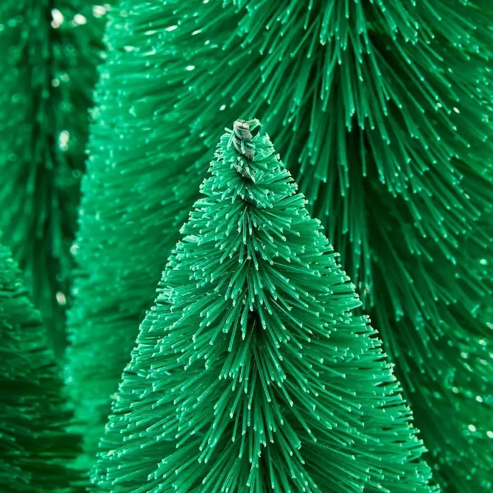 Holiday Time 16 Pieces Christmas Village Bottlebrush Tree Set Various Sizes New
