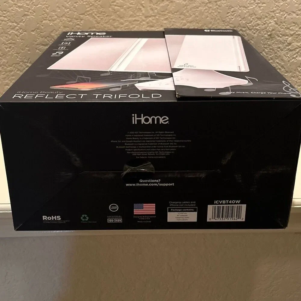 iHome vanity mirror