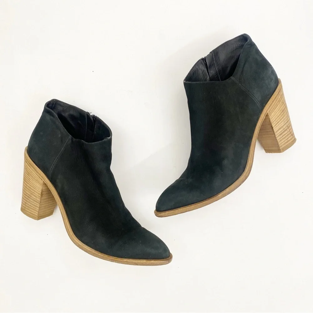Vince. || Easton Heeled Ankle Booties Nubuck Leather Black 39‎ US 9