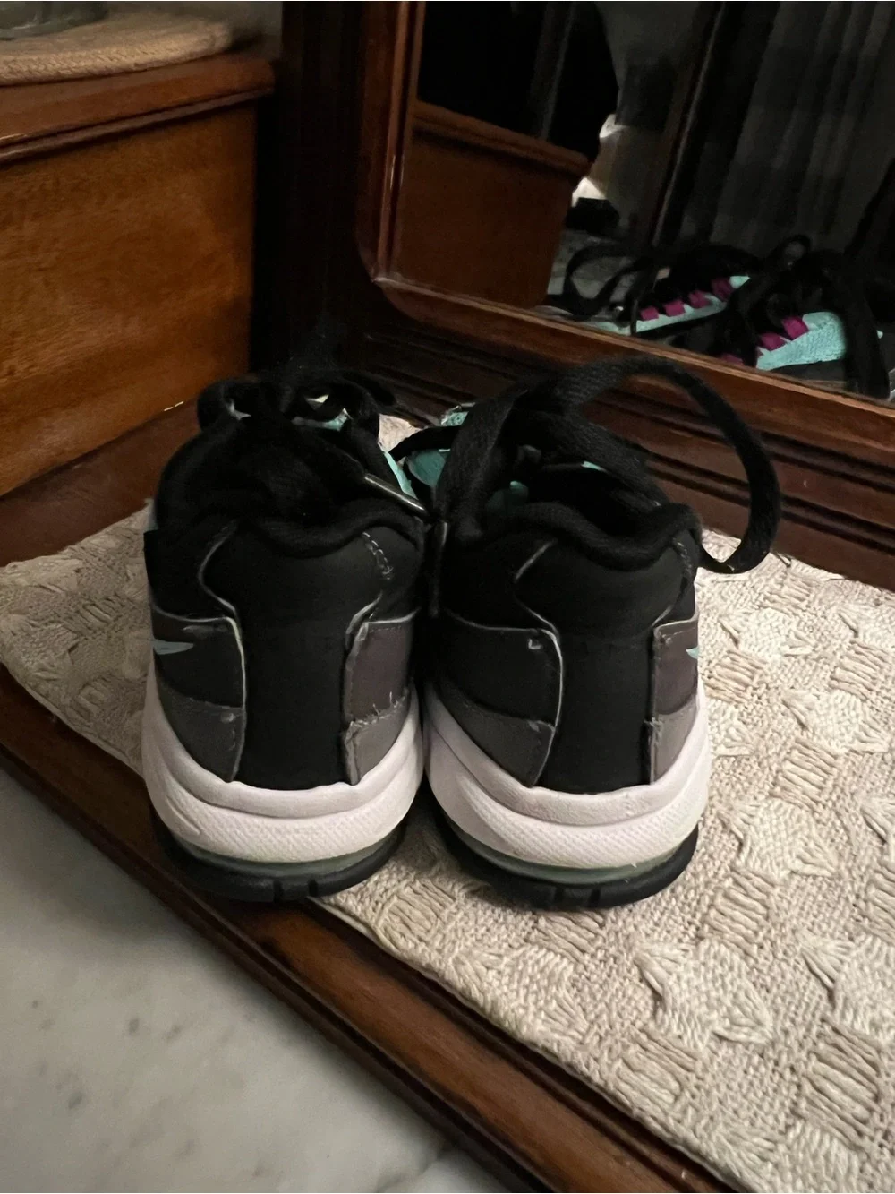 Nike little air