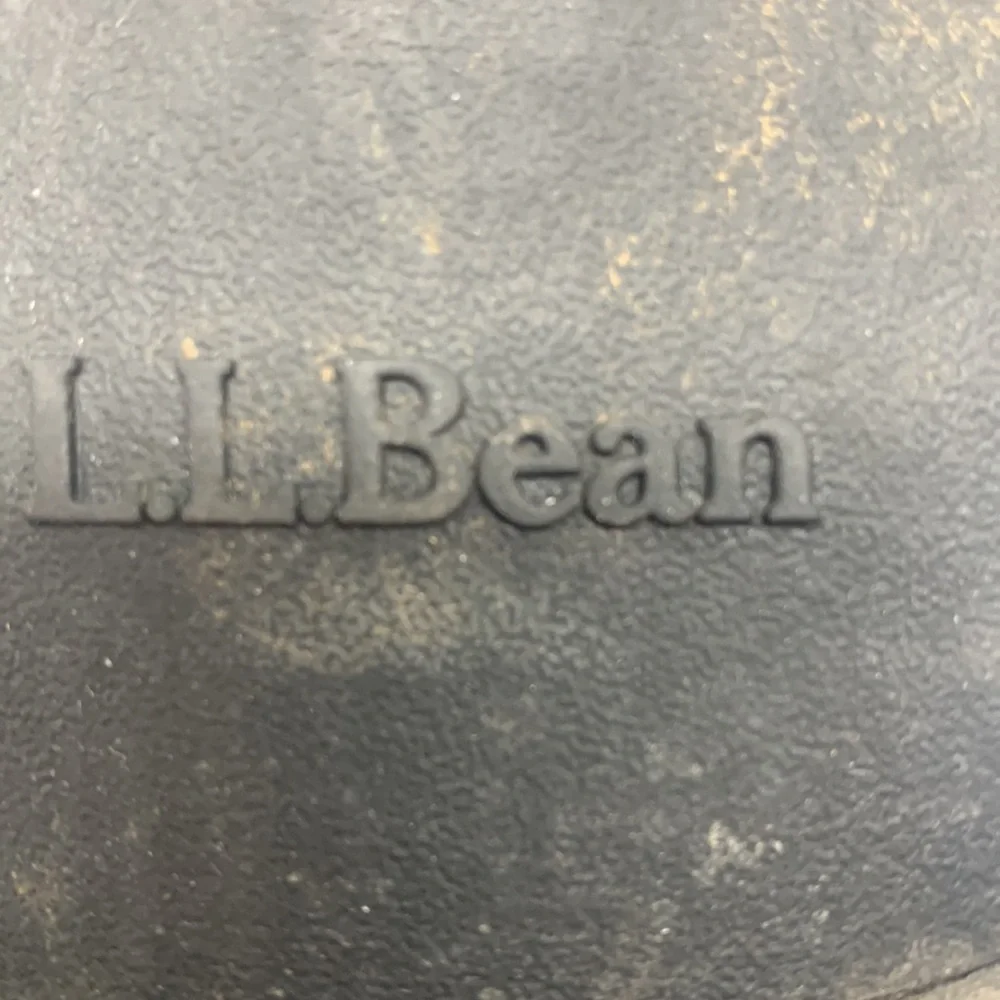 L.L. Bean pull snow heels