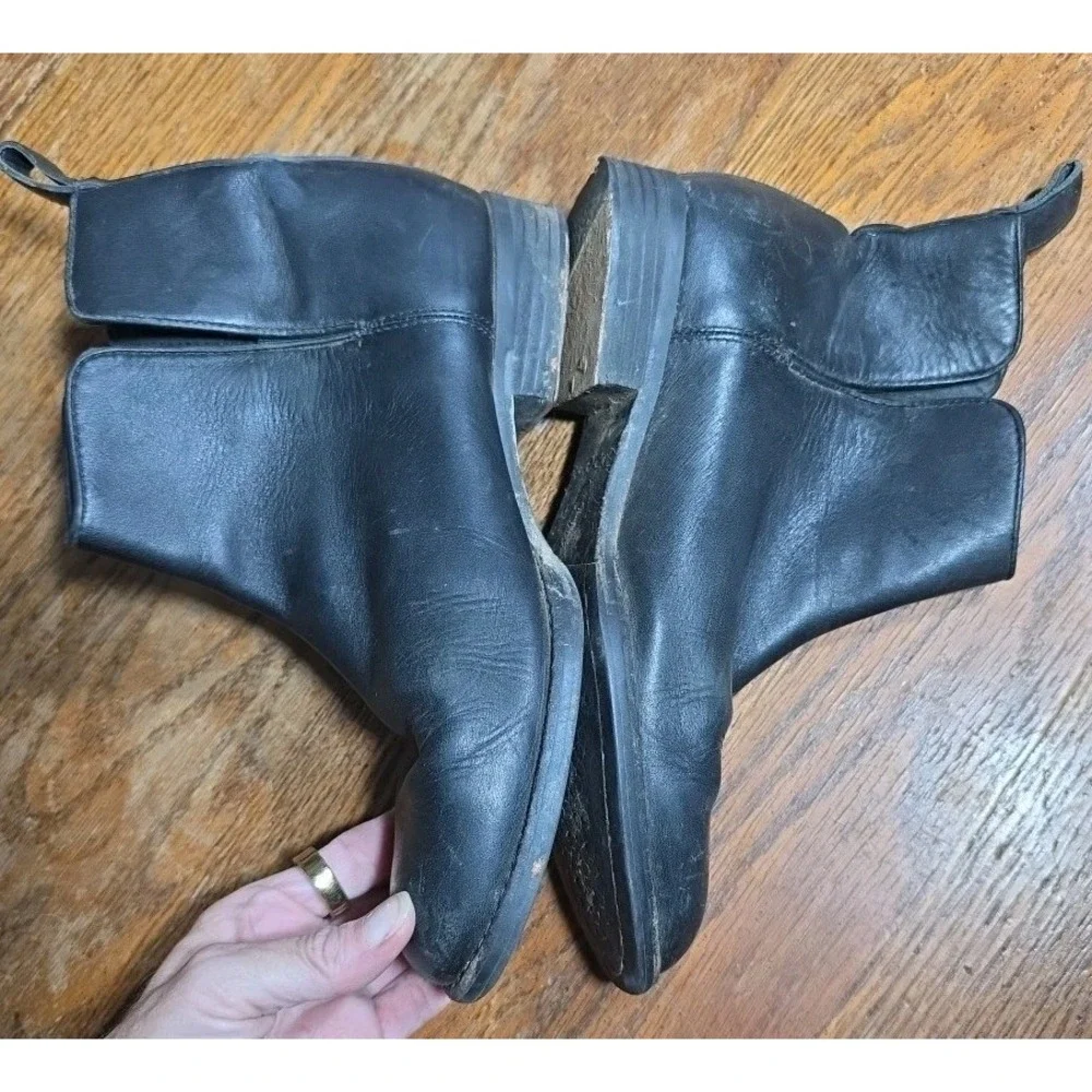 Ariat‎ Booties Chelsea boots Women's 7.5 Slip On Side Slit Black Leather