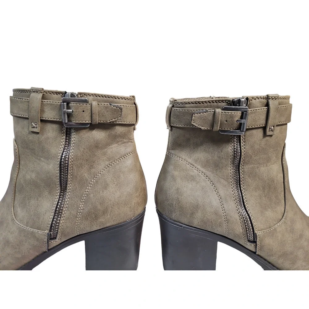 Report Medium Heel Ankle Boot‎