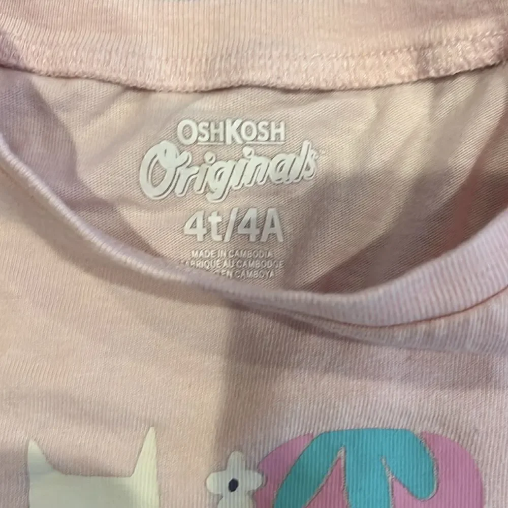 OshKosh Bgosh tee cute