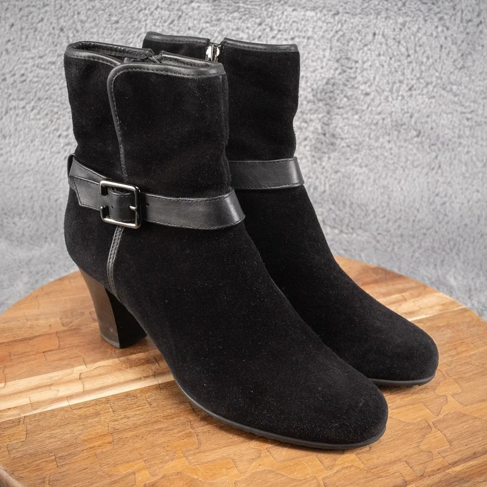 Clarks‎ Artisan Inside Zip Black Buckle Ankle Boots Womens Size 8 M