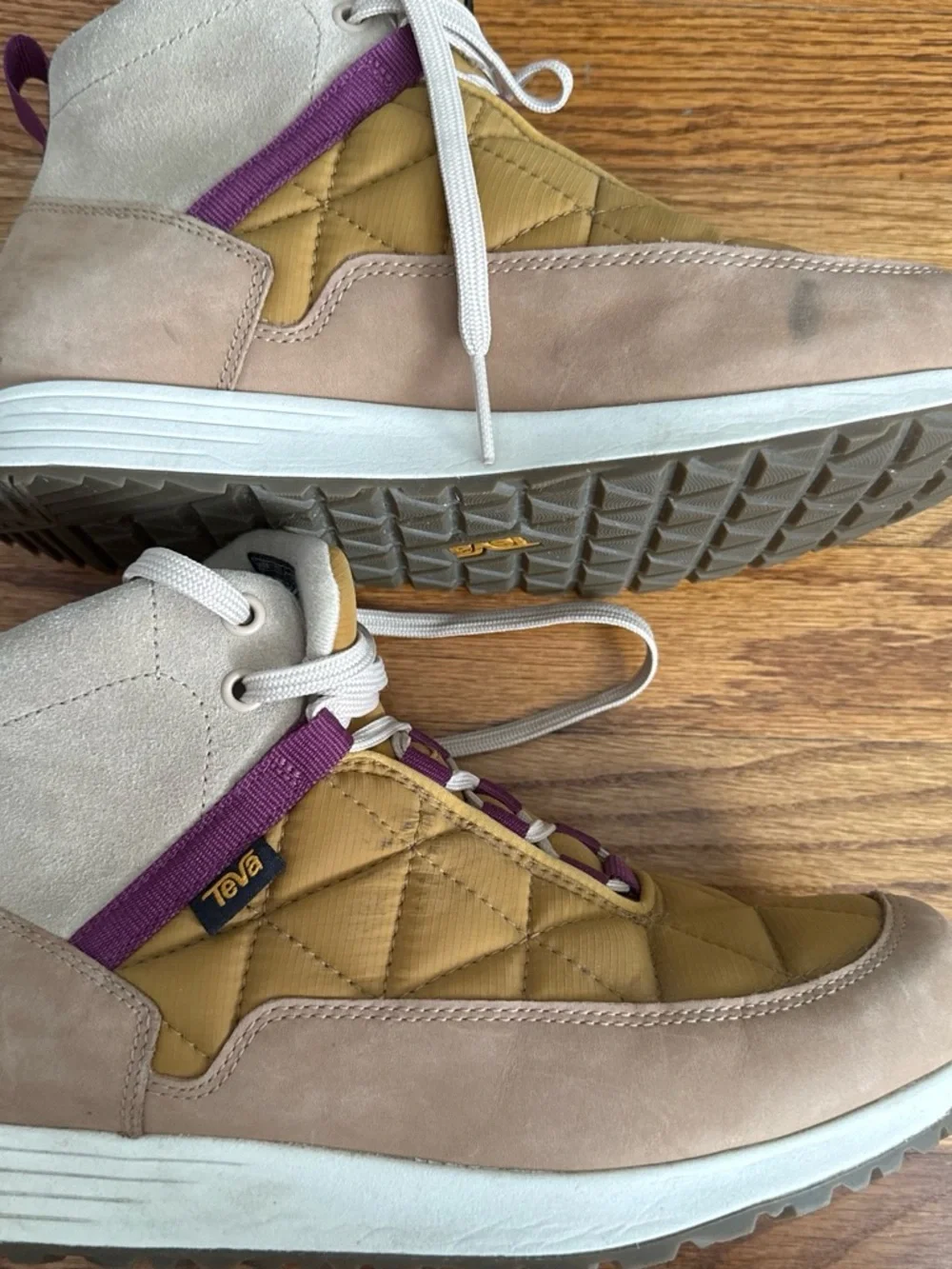 Teva lightweight waterproof