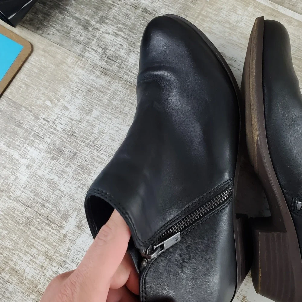 Lucky Brand excellent black