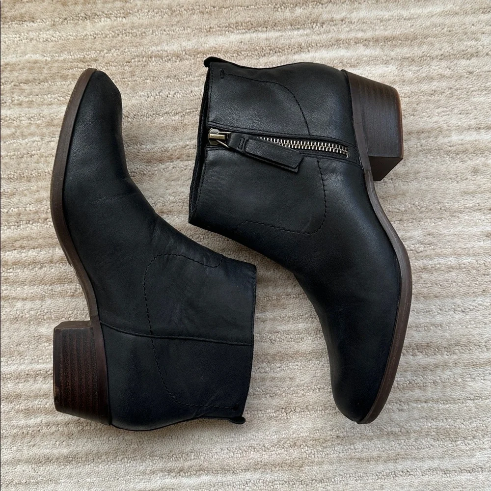 Lucky Brand photo black