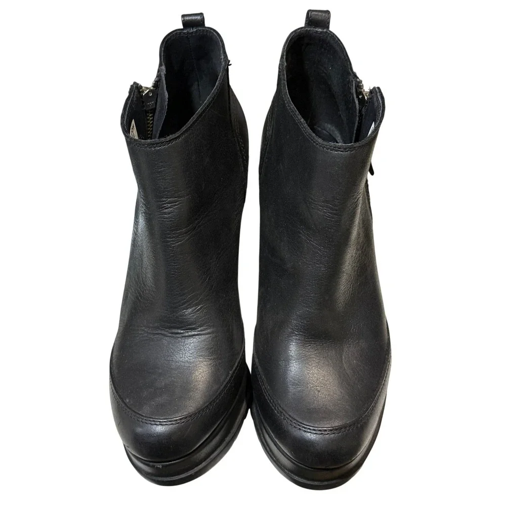Sorel size women