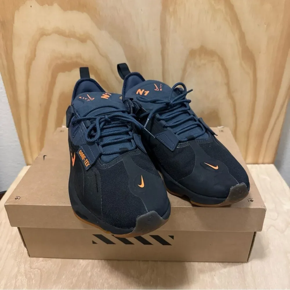Nike product pair