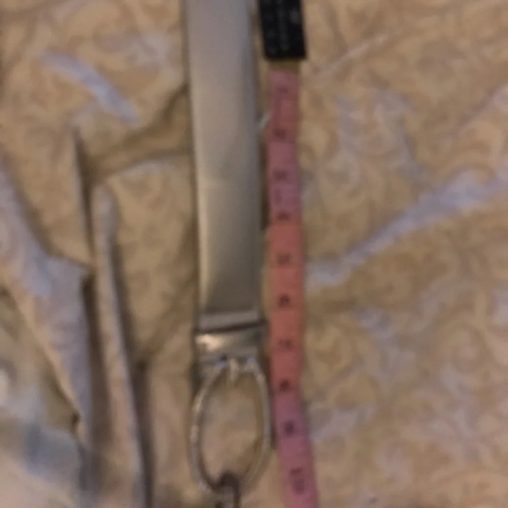 Guess  silver adjustable belt w/ rhinestone available in other colors NWT