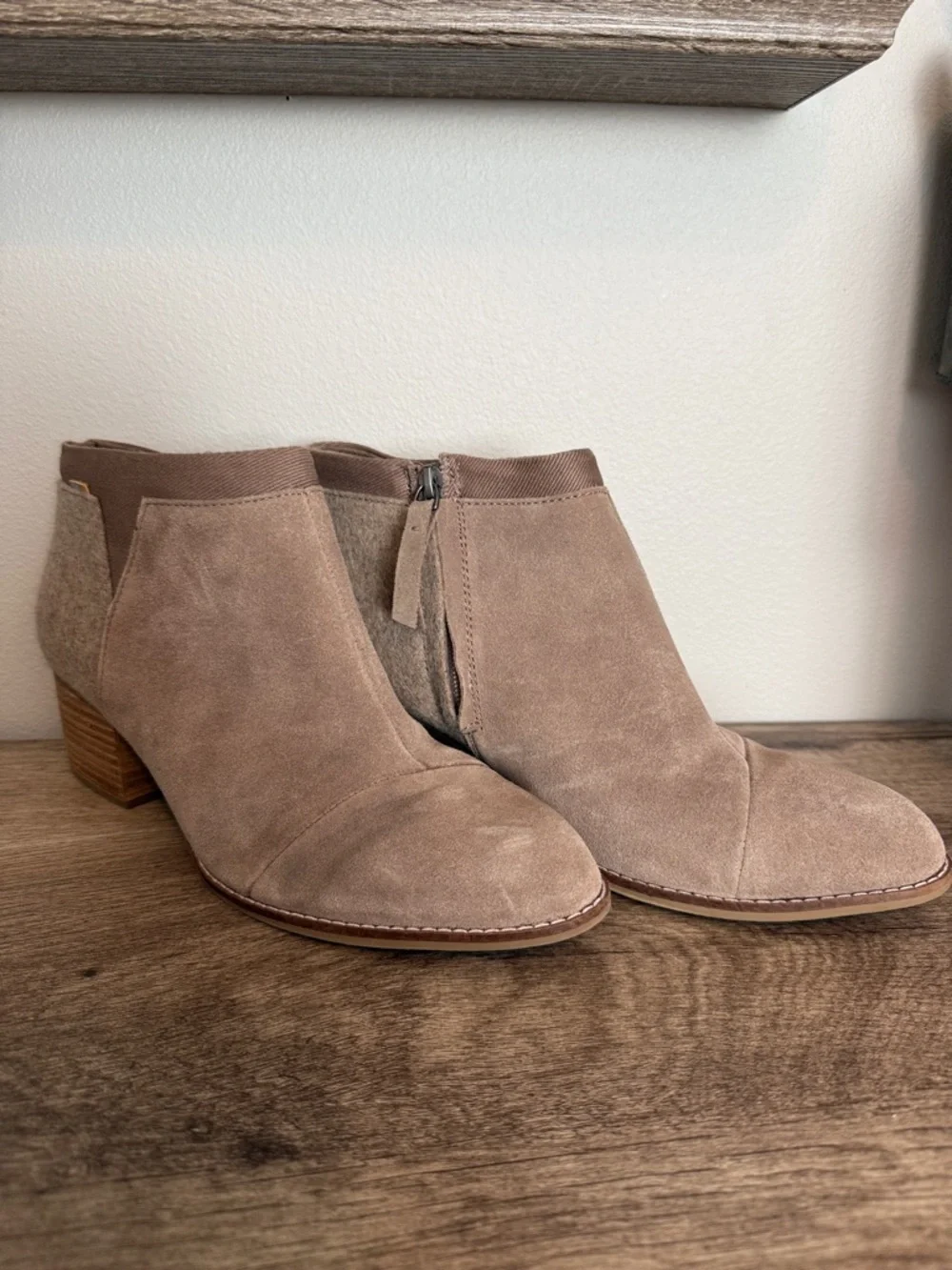 Toms low stacked