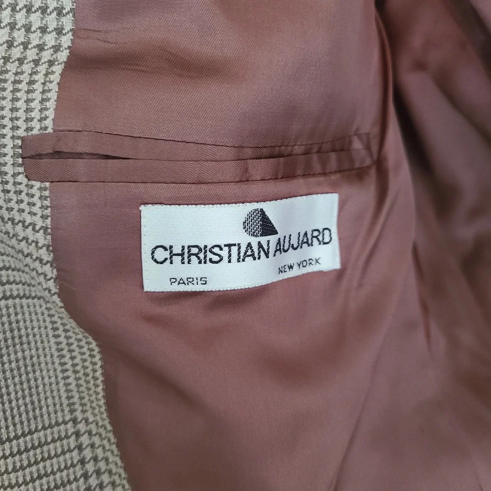 Christian Aujard christian aujard