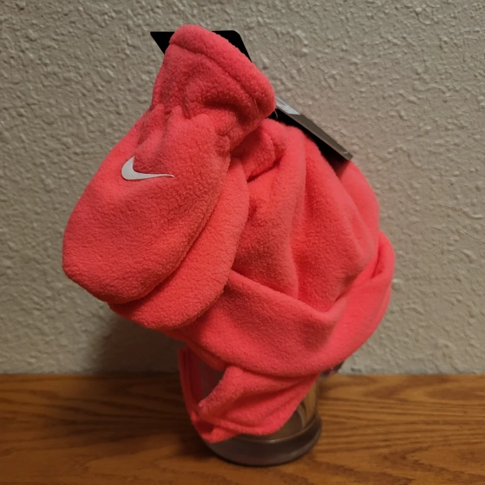 Nike hand tag infant