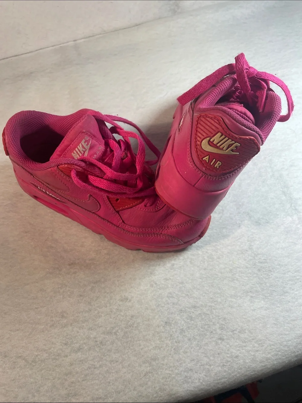Nike Air Kids' Sneakers in Bright Pink Youth Size 1Y