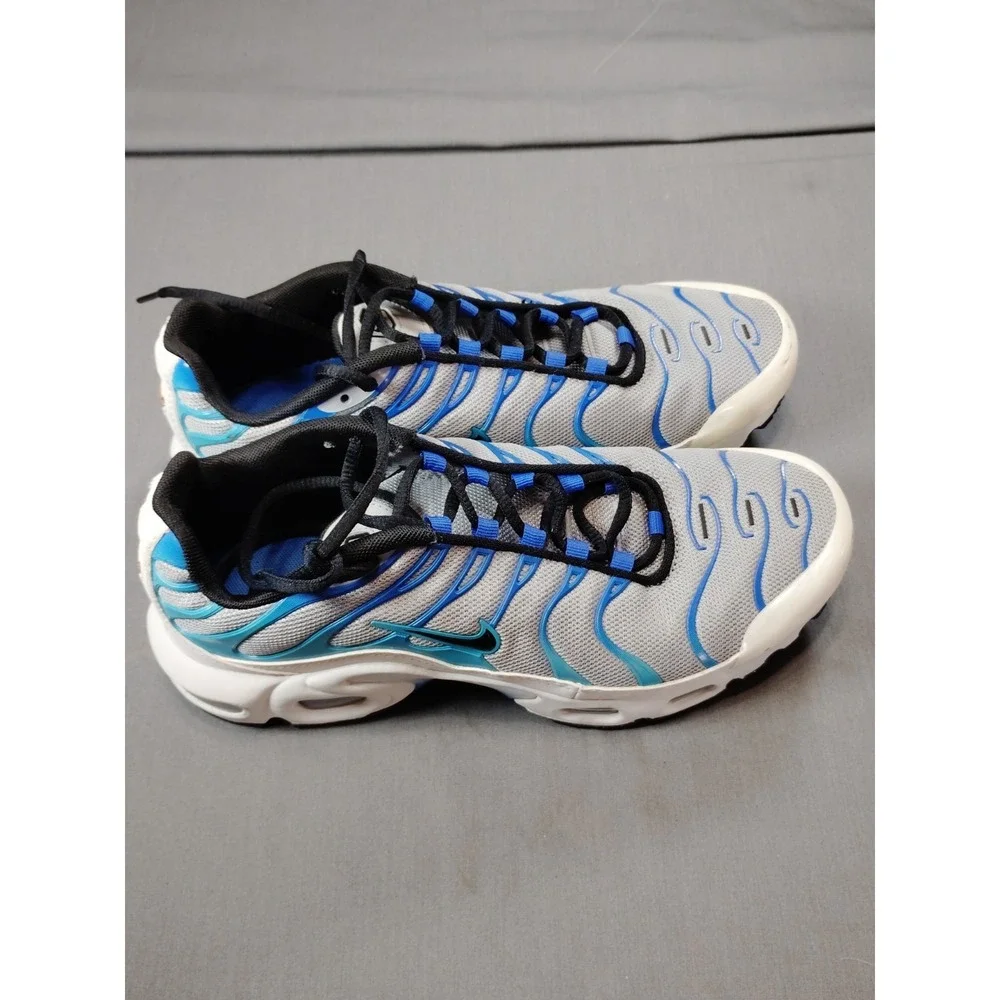 Nike ****please review