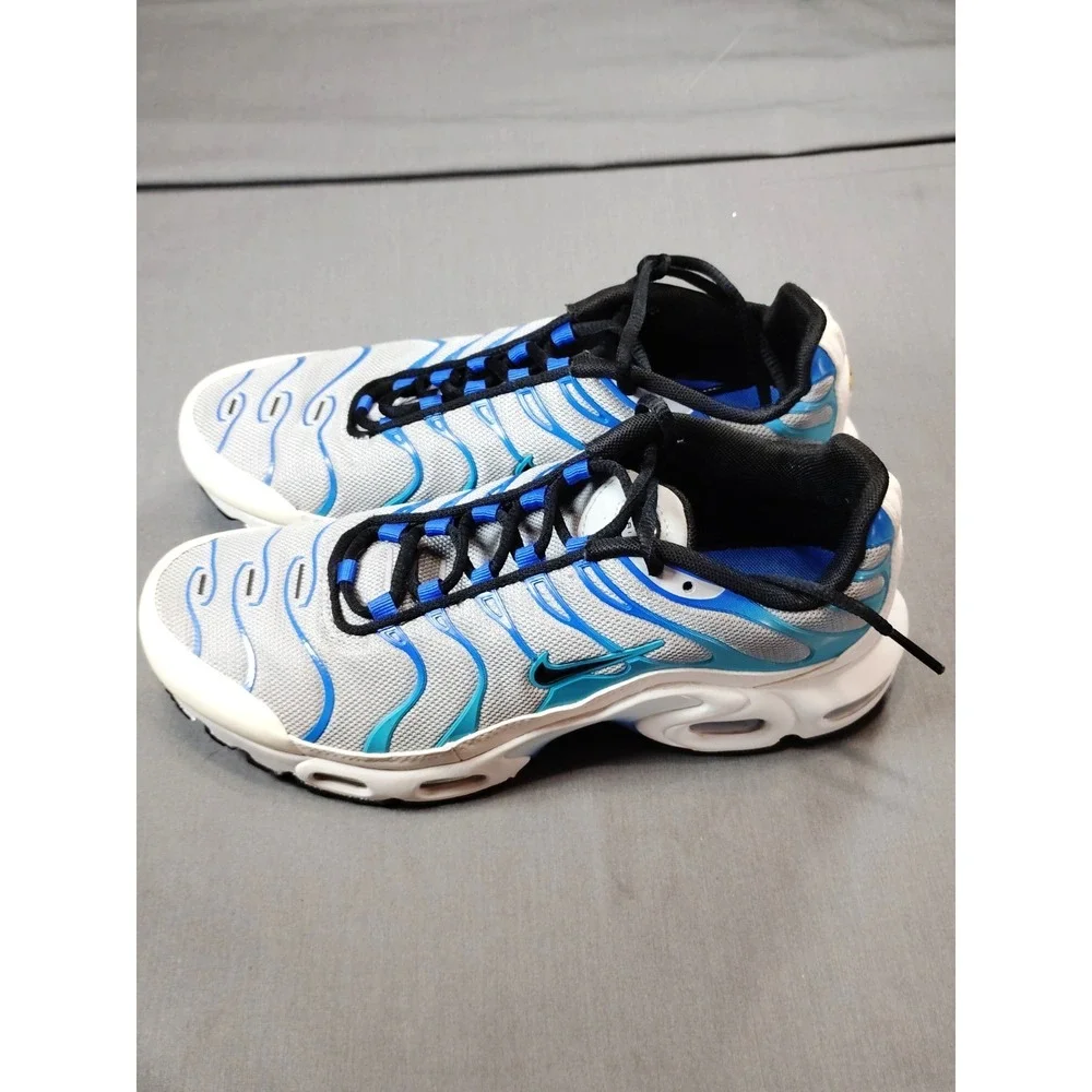 Nike ****please review
