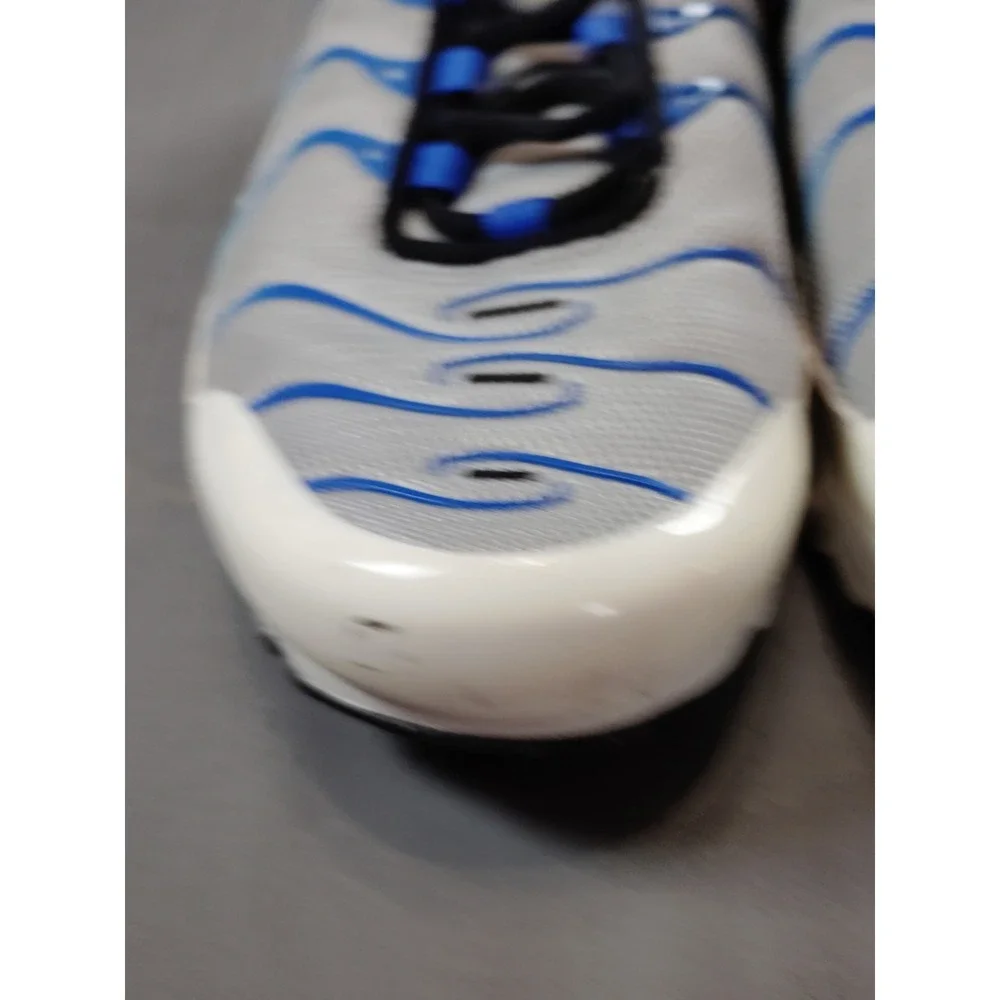 Nike ****please review