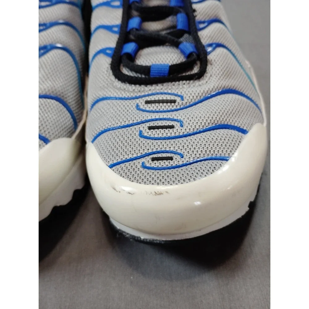 Nike ****please review