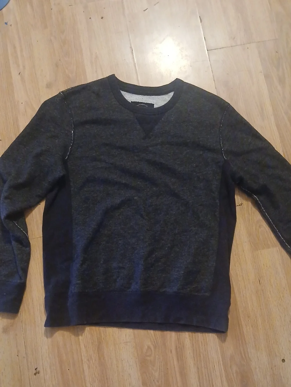 WoMen's Fleece Marled Charcoal Crewneck Sweater - Dark Gray