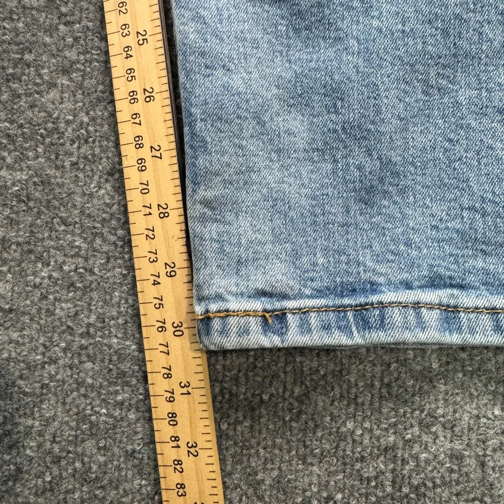 Levi's 505‎ Regular Fit Jeans Mens 34x32 Light Wash Blue 30in Inseam Denim