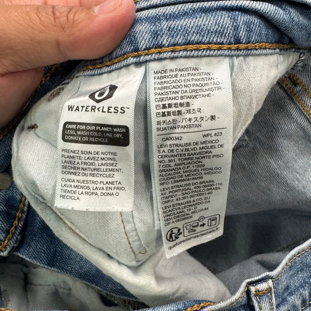 Levi's 505‎ Regular Fit Jeans Mens 34x32 Light Wash Blue 30in Inseam Denim
