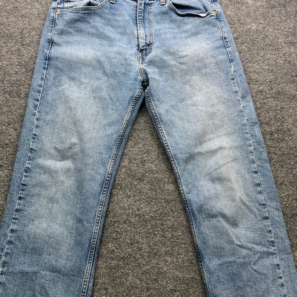 Levi's 505‎ Regular Fit Jeans Mens 34x32 Light Wash Blue 30in Inseam Denim