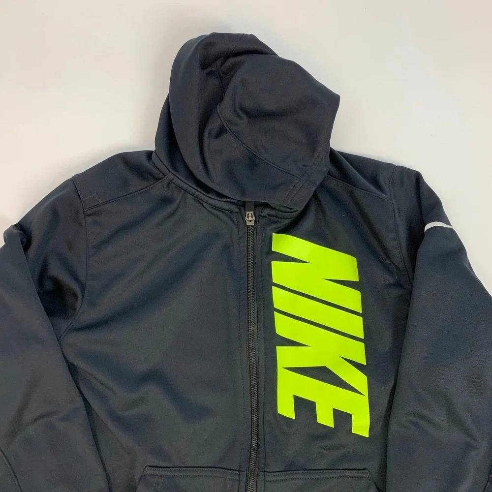 Nike black dri