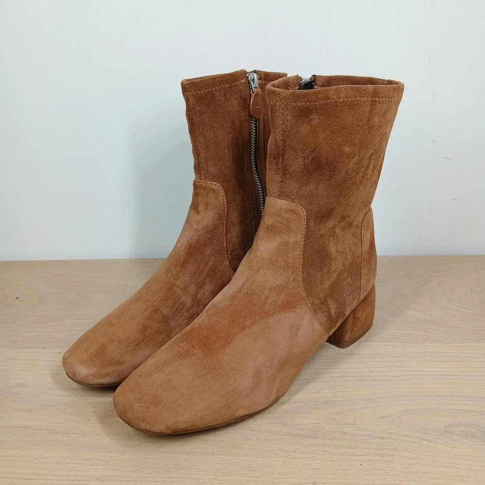 Gentle Souls Ankle Boot Women 10 Tan Suede Square Toe Minimalist Comfy Booties