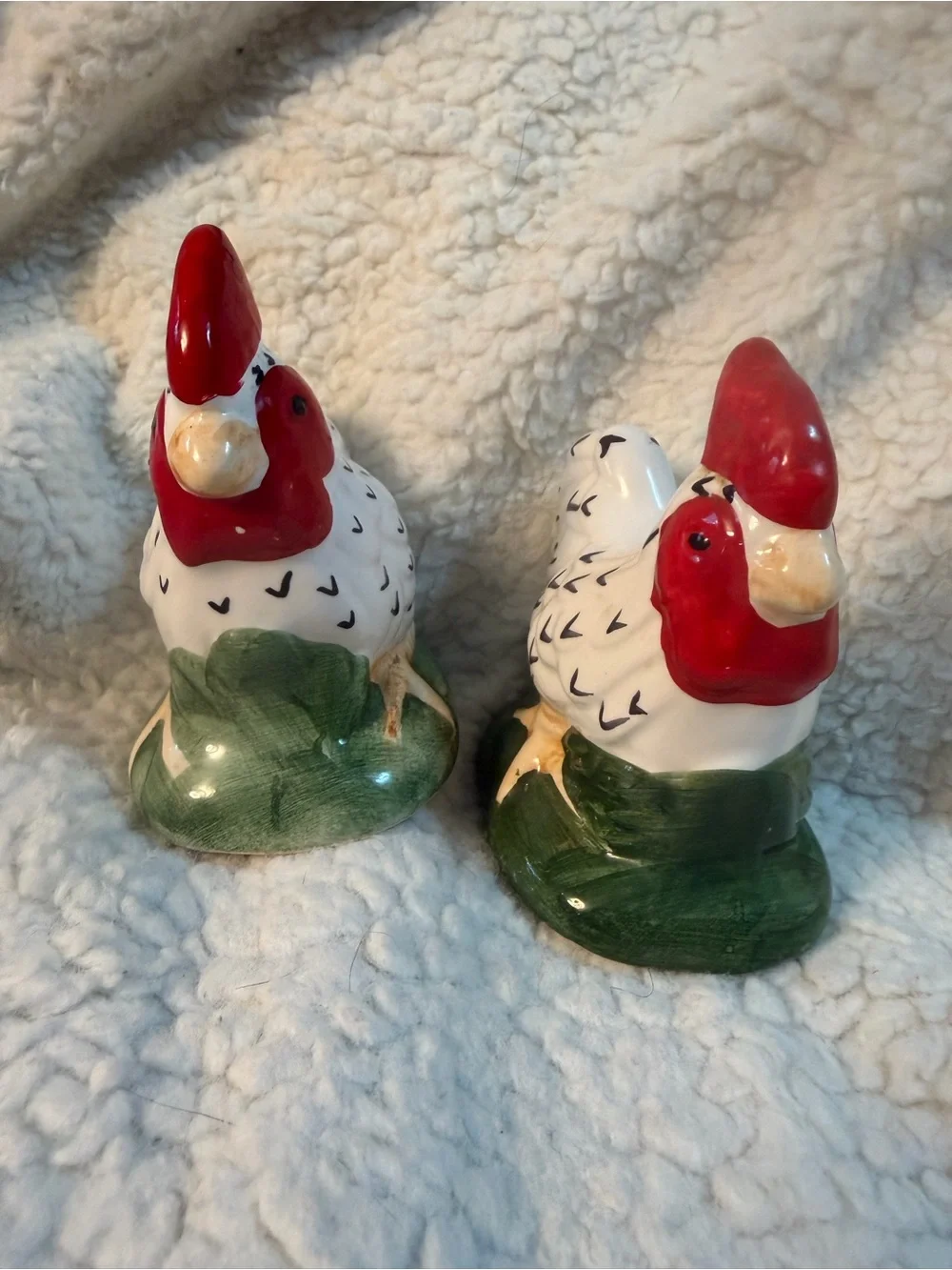 Vintage Hand-Painted Ceramic Rooster Salt & Pepper Shakers - White & Red