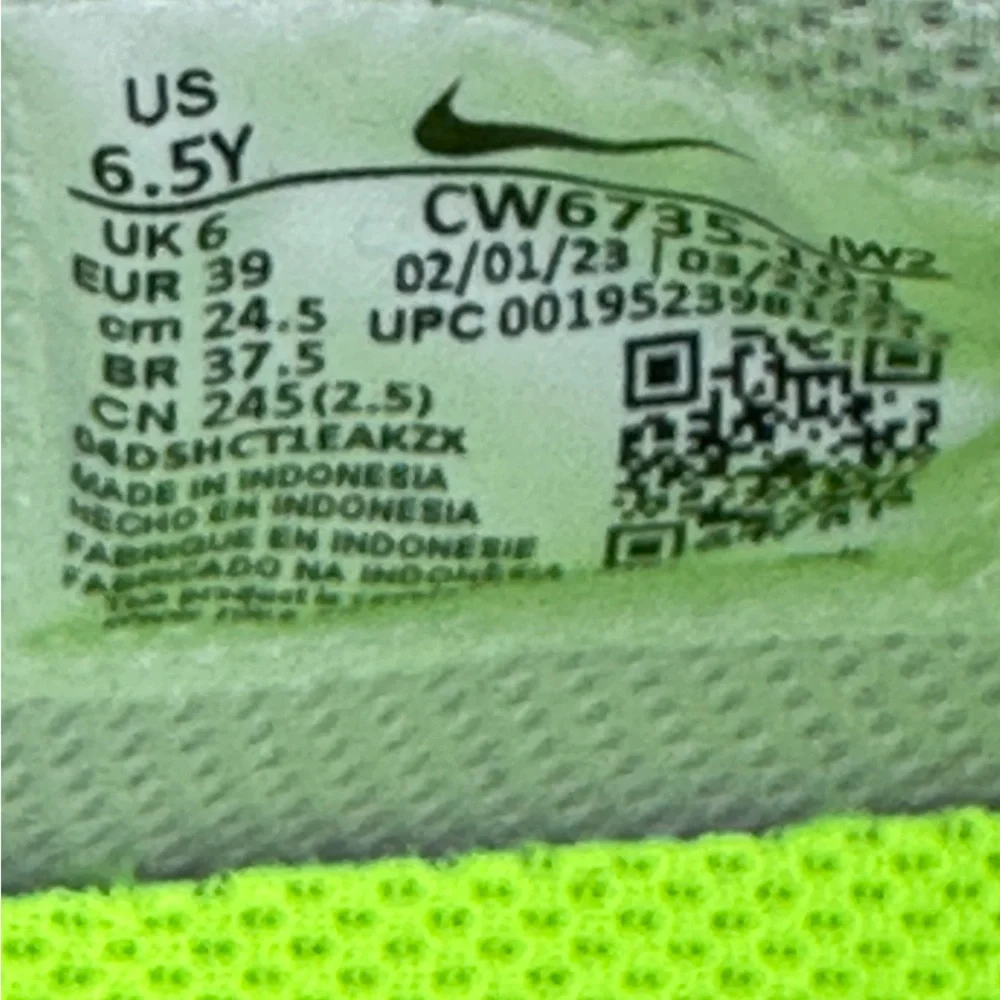 Nike 100% authentic