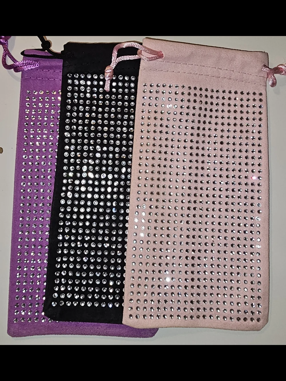 Rhinestone Drawstring Velvet Glassss Pouch - Pink, Black And Purple