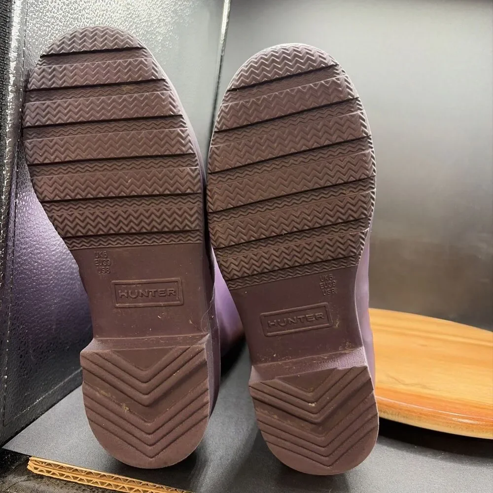 HUNTER Original Tour Womens Size 8 Boots Tall Purple Shoes