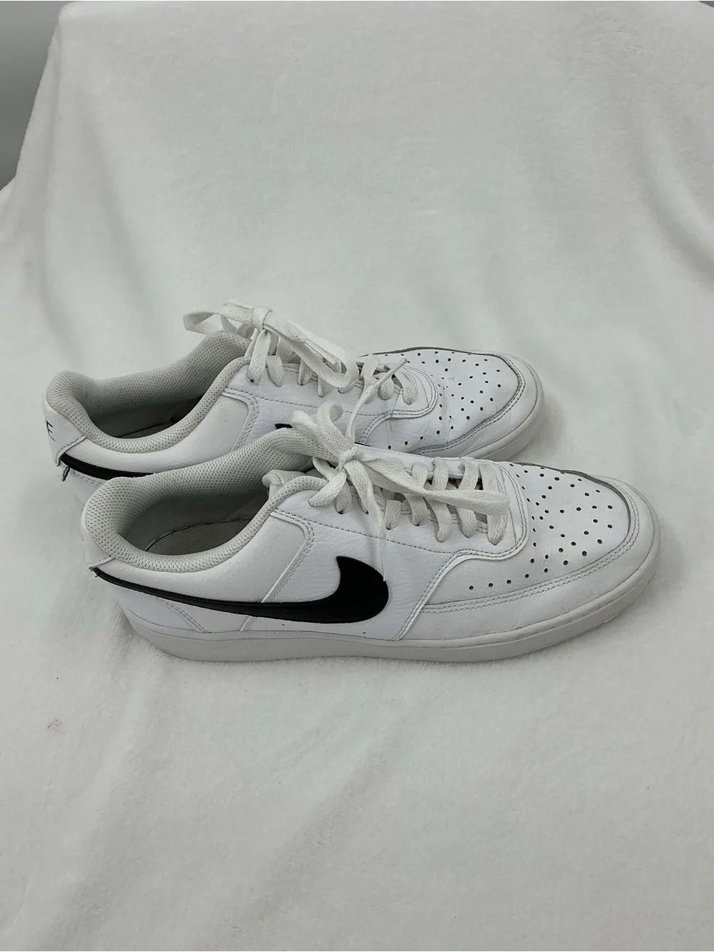 Nike classic crew