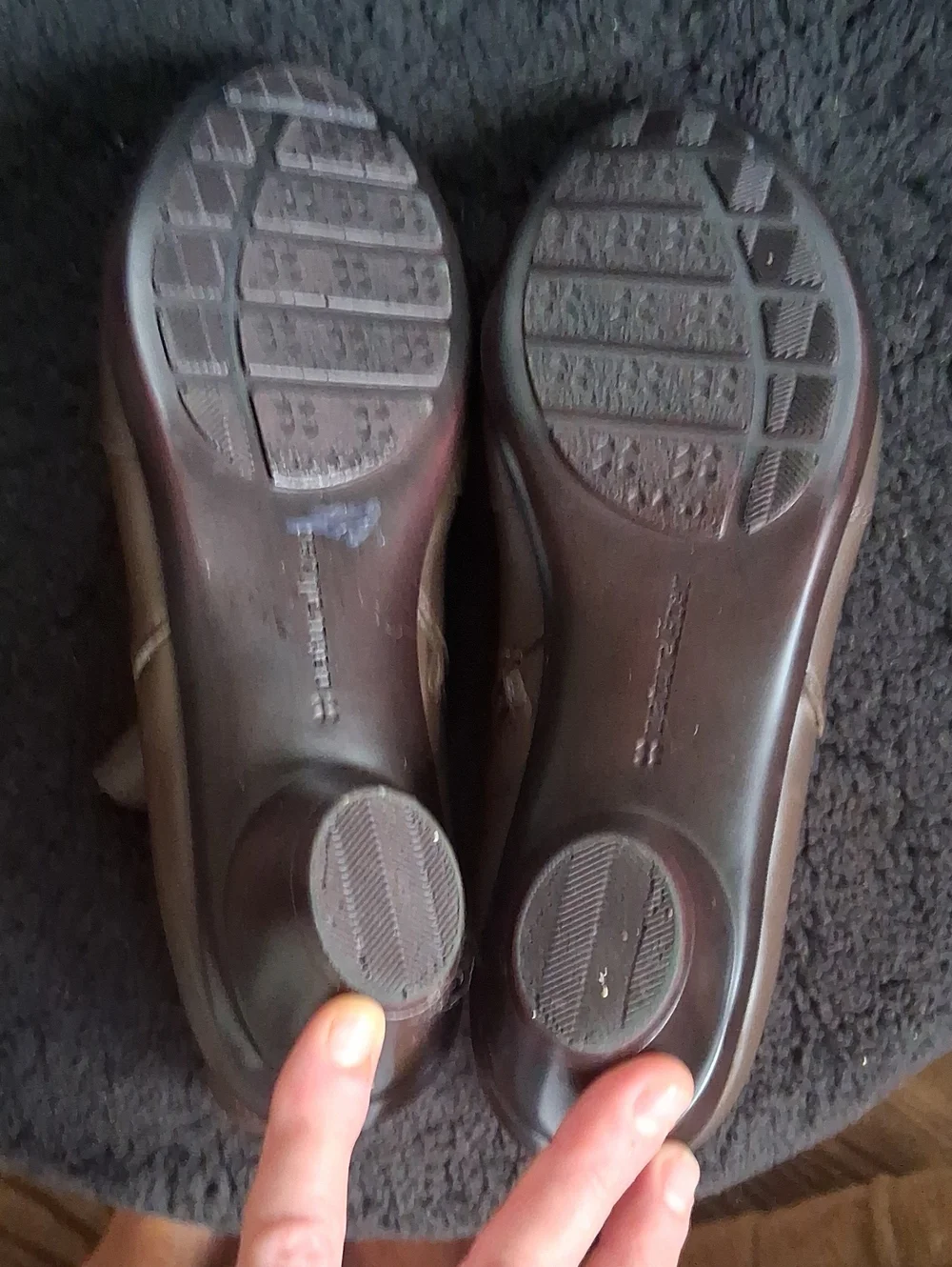 Naturalizer gently used