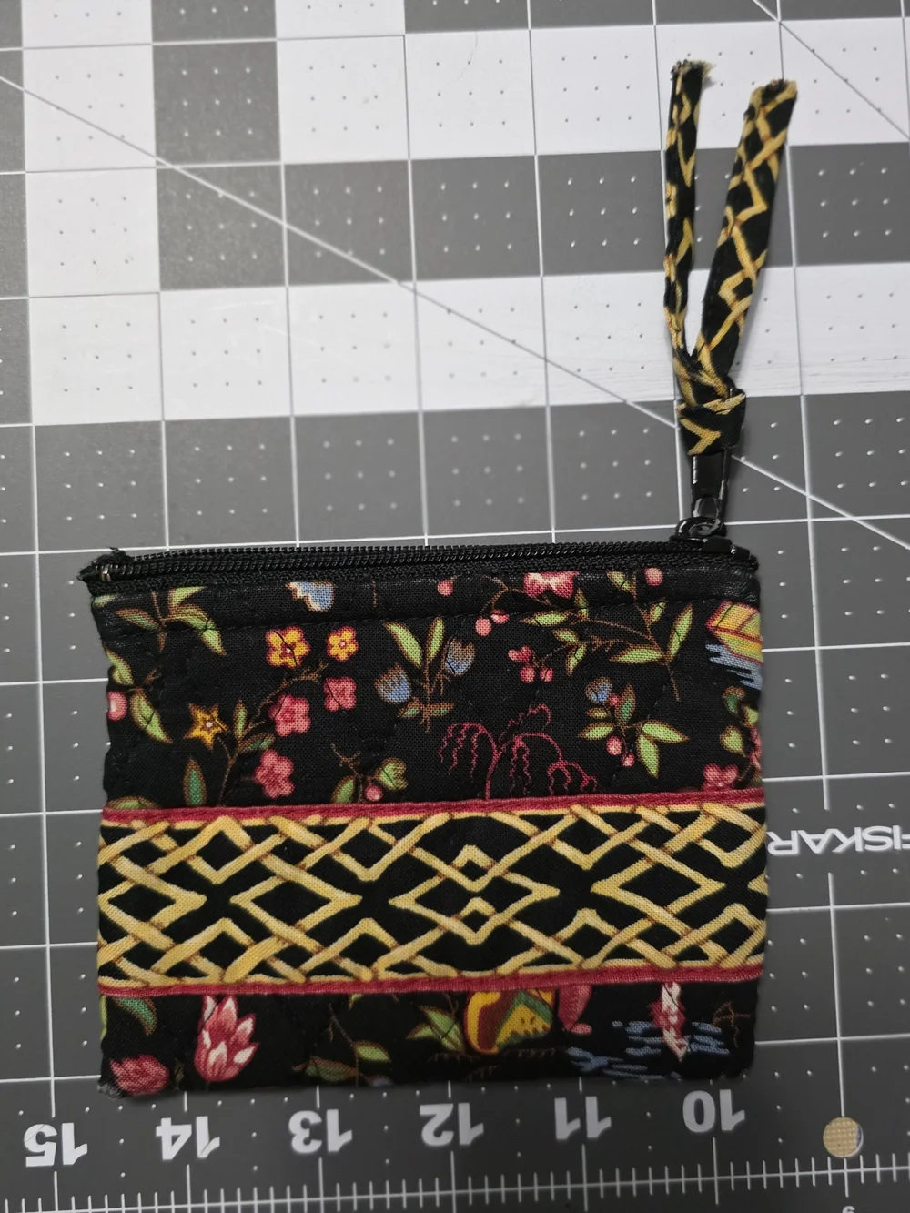 Retired Vera Bradley Black Floral Wristlet Coin Pouch with Yellow Trim