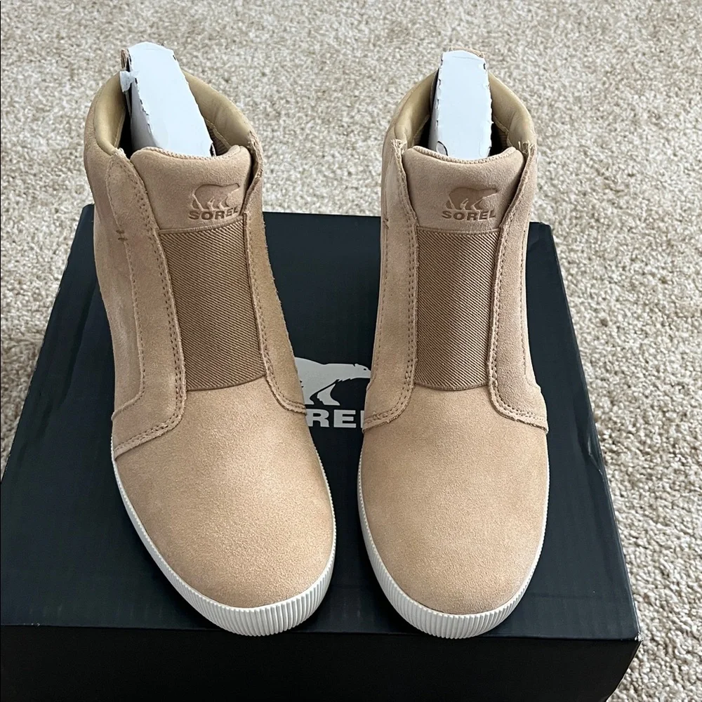 Sorel Out N About Pull On Wedge in Tan