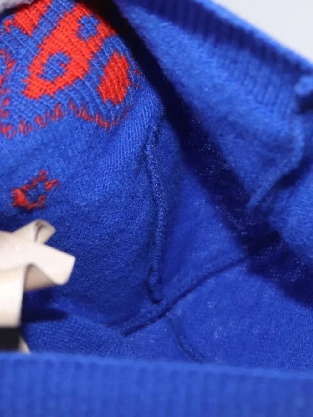 Gucci brand	gucci color	blue