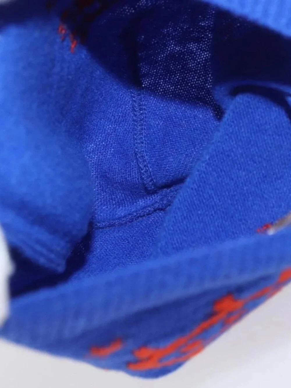 Gucci brand	gucci color	blue