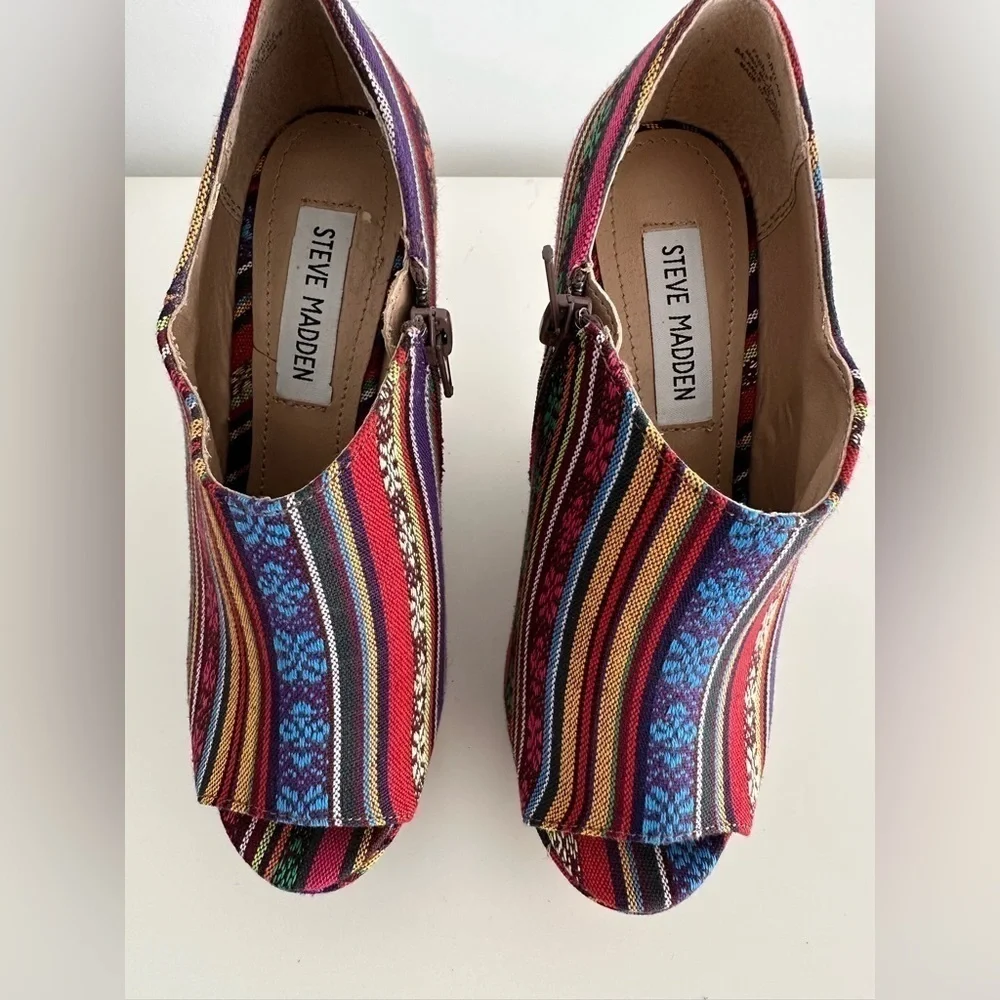 Steve Madden pair steve