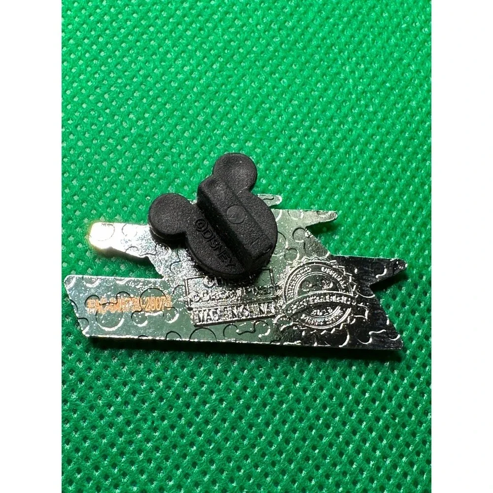Disney pixar pin